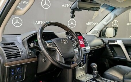 Toyota Land Cruiser Prado 150 рестайлинг 2, 2020 год, 6 350 000 рублей, 11 фотография