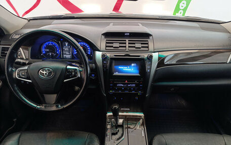 Toyota Camry, 2015 год, 1 780 000 рублей, 10 фотография