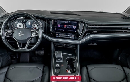 Volkswagen Touareg III, 2021 год, 6 626 000 рублей, 10 фотография