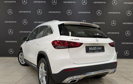 Mercedes-Benz GLA, 2021 год, 3 750 000 рублей, 7 фотография