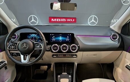 Mercedes-Benz GLA, 2021 год, 3 750 000 рублей, 14 фотография