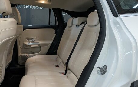 Mercedes-Benz GLA, 2021 год, 3 750 000 рублей, 26 фотография