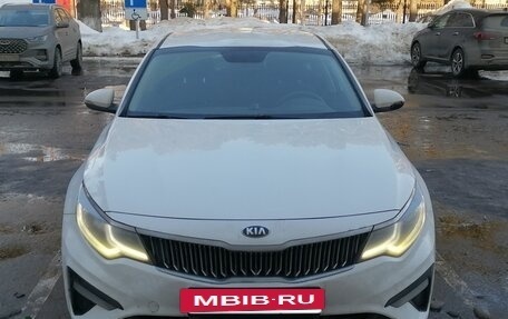 KIA Optima IV, 2019 год, 1 300 000 рублей, 5 фотография