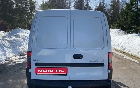 Opel Combo C, 2009 год, 700 000 рублей, 3 фотография