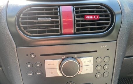 Opel Combo C, 2009 год, 700 000 рублей, 9 фотография