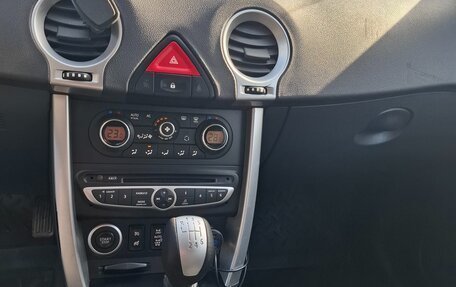 Renault Koleos I рестайлинг 2, 2008 год, 800 000 рублей, 13 фотография