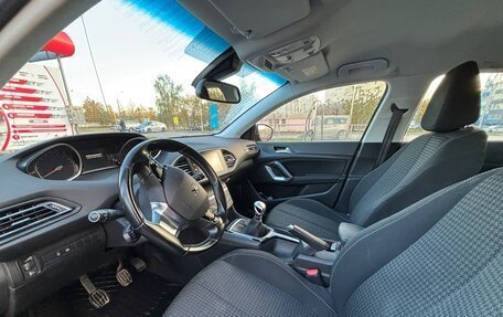 Peugeot 308 II, 2018 год, 900 000 рублей, 3 фотография