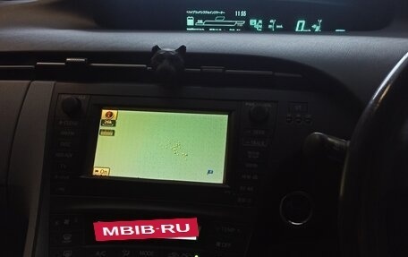 Toyota Prius, 2010 год, 900 000 рублей, 3 фотография