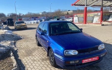 Volkswagen Golf III, 1993 год, 130 000 рублей, 1 фотография