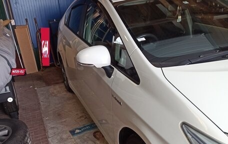 Toyota Prius, 2010 год, 900 000 рублей, 7 фотография