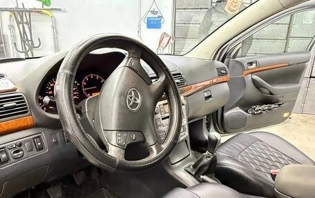 Toyota Avensis III рестайлинг, 2008 год, 900 000 рублей, 14 фотография