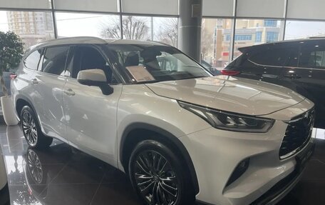 Toyota Highlander, 2025 год, 5 550 000 рублей, 2 фотография