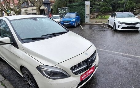 Mercedes-Benz B-Класс, 2014 год, 1 300 000 рублей, 3 фотография
