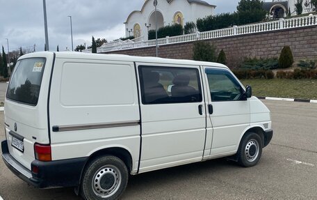 Volkswagen Transporter T4, 2001 год, 550 000 рублей, 2 фотография