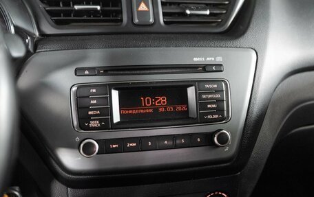 KIA Rio III рестайлинг, 2015 год, 870 000 рублей, 12 фотография