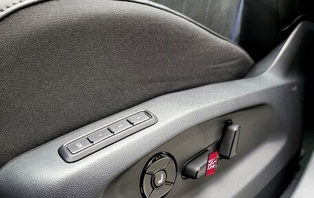 Volkswagen Tiguan, 2025 год, 5 290 000 рублей, 15 фотография