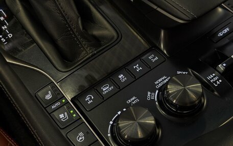 Lexus LX III, 2017 год, 5 998 000 рублей, 22 фотография