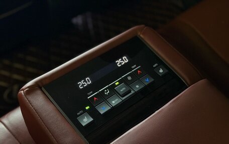 Lexus LX III, 2017 год, 5 998 000 рублей, 16 фотография