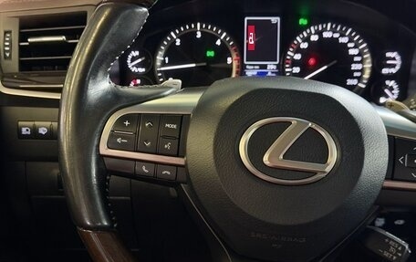 Lexus LX III, 2017 год, 5 998 000 рублей, 19 фотография