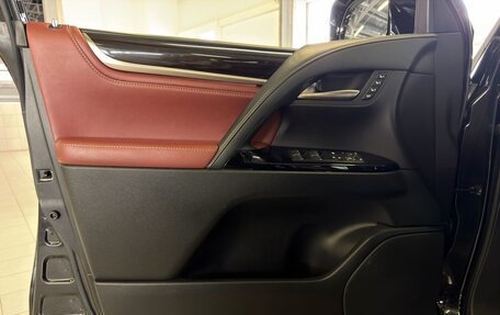 Lexus LX III, 2017 год, 5 998 000 рублей, 32 фотография