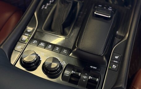 Lexus LX III, 2017 год, 5 998 000 рублей, 31 фотография