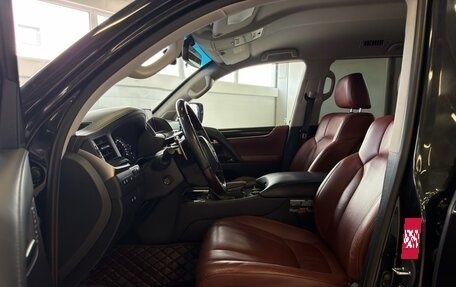 Lexus LX III, 2017 год, 5 998 000 рублей, 27 фотография