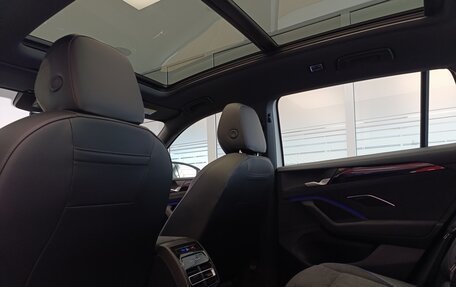 Volkswagen Tiguan, 2025 год, 5 346 000 рублей, 26 фотография