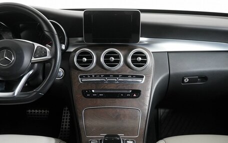 Mercedes-Benz C-Класс, 2017 год, 2 250 000 рублей, 13 фотография