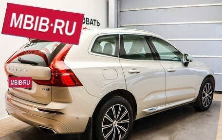 Volvo XC60 II, 2019 год, 3 250 000 рублей, 4 фотография