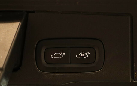 Volvo XC60 II, 2019 год, 3 250 000 рублей, 23 фотография