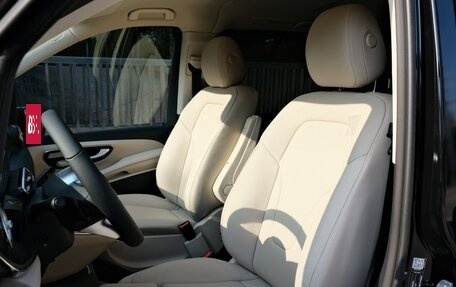 Mercedes-Benz V-Класс, 2025 год, 17 490 000 рублей, 9 фотография