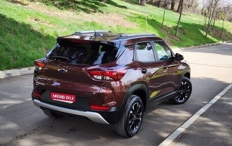 Chevrolet TrailBlazer, 2022 год, 1 800 000 рублей, 4 фотография