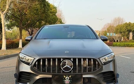 Mercedes-Benz A-Класс, 2022 год, 2 350 000 рублей, 2 фотография