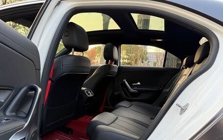 Mercedes-Benz A-Класс, 2022 год, 2 350 000 рублей, 15 фотография