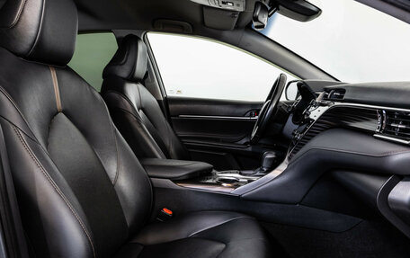 Toyota Camry, 2019 год, 2 749 000 рублей, 26 фотография