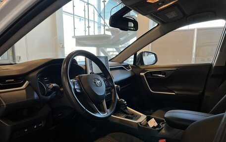 Toyota RAV4, 2021 год, 3 444 000 рублей, 20 фотография