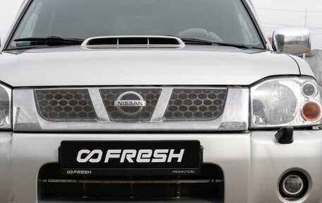 Nissan NP300, 2013 год, 1 600 000 рублей, 6 фотография