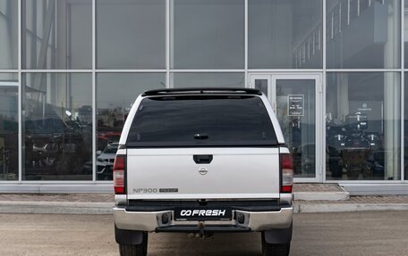 Nissan NP300, 2013 год, 1 600 000 рублей, 4 фотография