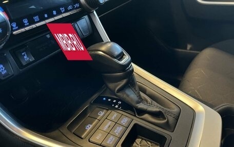 Toyota RAV4, 2021 год, 3 444 000 рублей, 28 фотография