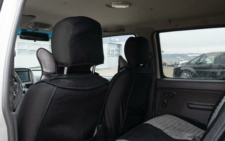 Nissan NP300, 2013 год, 1 600 000 рублей, 16 фотография