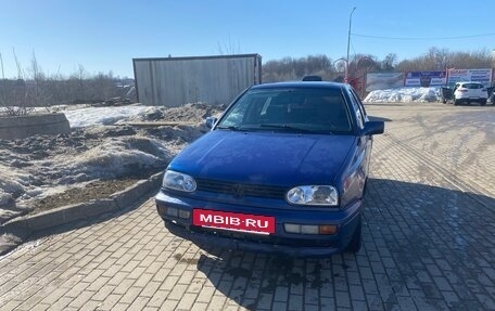 Volkswagen Golf III, 1993 год, 130 000 рублей, 2 фотография