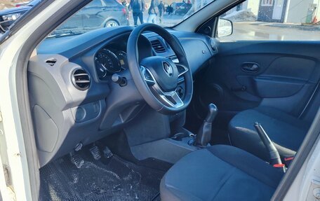 Renault Logan II, 2020 год, 635 000 рублей, 11 фотография