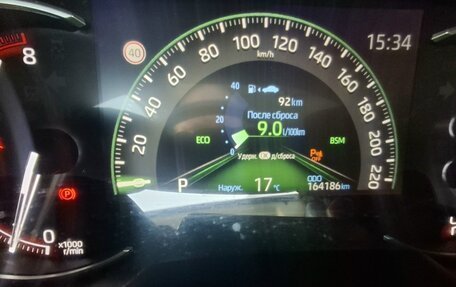 Toyota RAV4, 2019 год, 3 300 000 рублей, 12 фотография