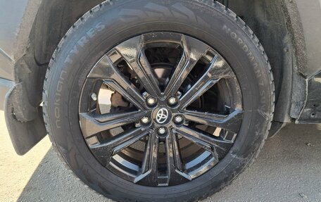 Toyota RAV4, 2019 год, 3 300 000 рублей, 15 фотография