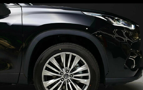 Toyota Highlander, 2026 год, 6 050 000 рублей, 7 фотография