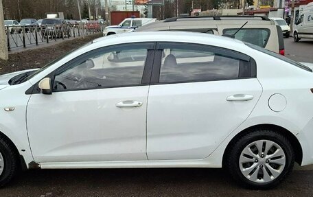 KIA Rio IV, 2019 год, 900 000 рублей, 3 фотография