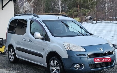 Peugeot Partner II рестайлинг 2, 2012 год, 670 000 рублей, 2 фотография