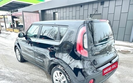 KIA Soul II рестайлинг, 2018 год, 1 299 000 рублей, 11 фотография