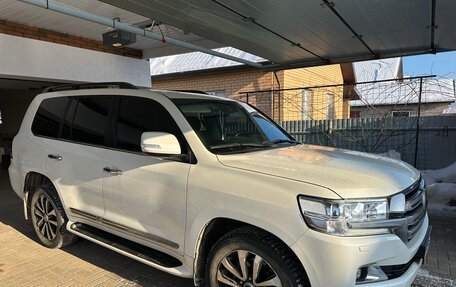 Toyota Land Cruiser 200, 2018 год, 8 200 000 рублей, 8 фотография