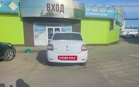 Renault Logan II, 2017 год, 410 000 рублей, 2 фотография